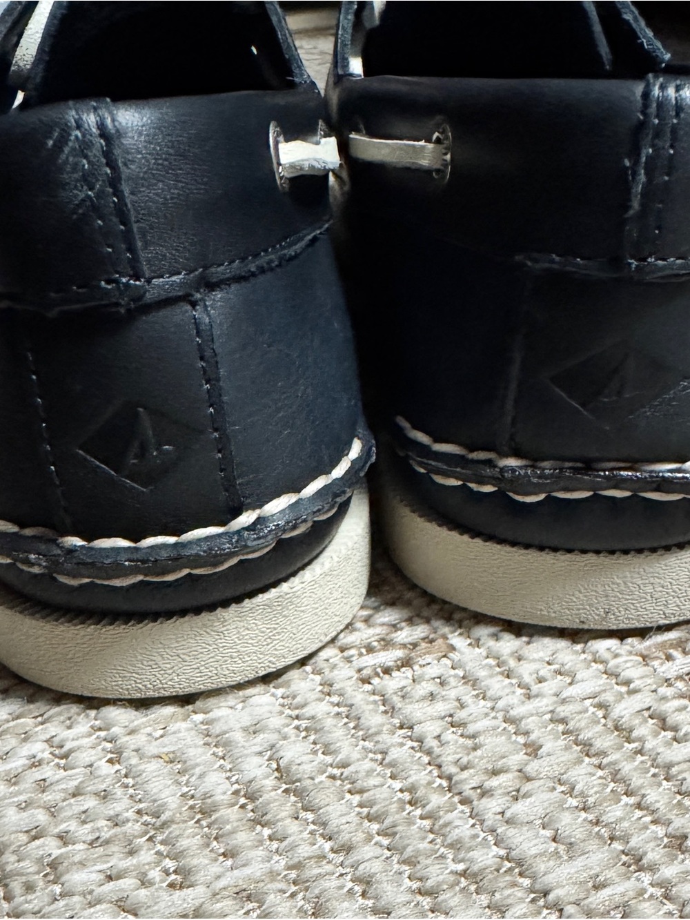 Men's Navy Leather Sperry Topsider Boat Shoes with Contrast Laces - Picture 2 of 6